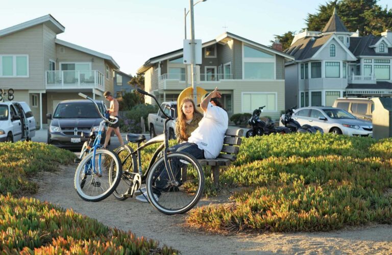 Spot an Up-and-Coming Neighborhood Before The Hipsters Move In